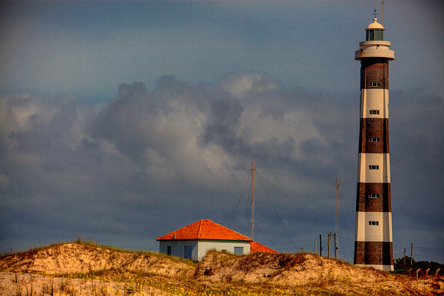Farol_em_Mostardas-RS.jpg